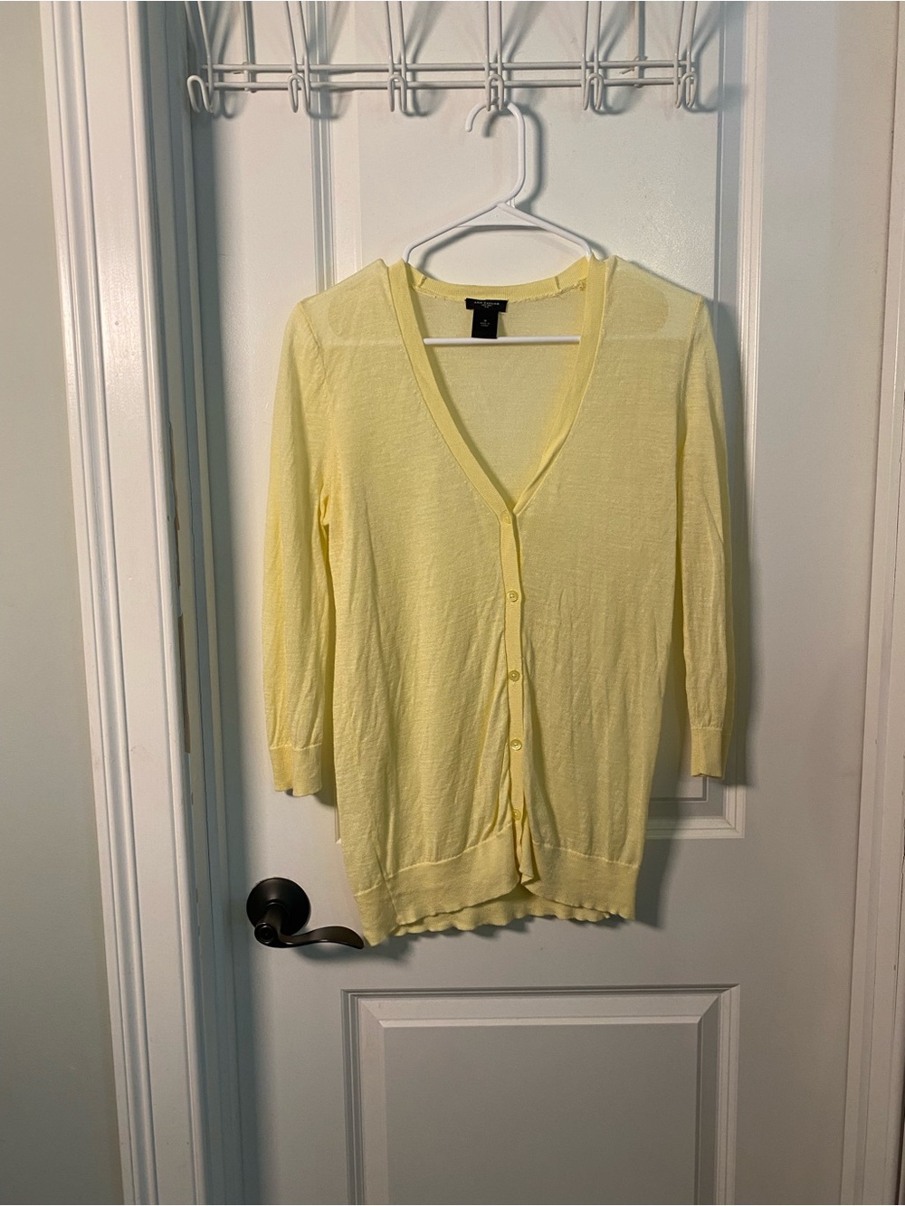 Ann Taylor Light Yellow V-Neck Button Front 3/4 Length Sleeves Cardigan